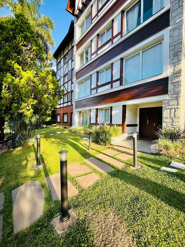 Apartamento de 2 quartos, 1 suíte, centro Gramado