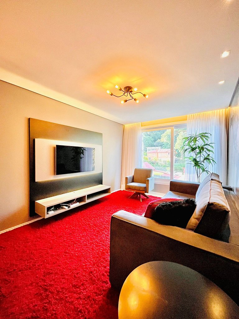 Apartamento de 2 quartos, 1 suíte, centro Gramado