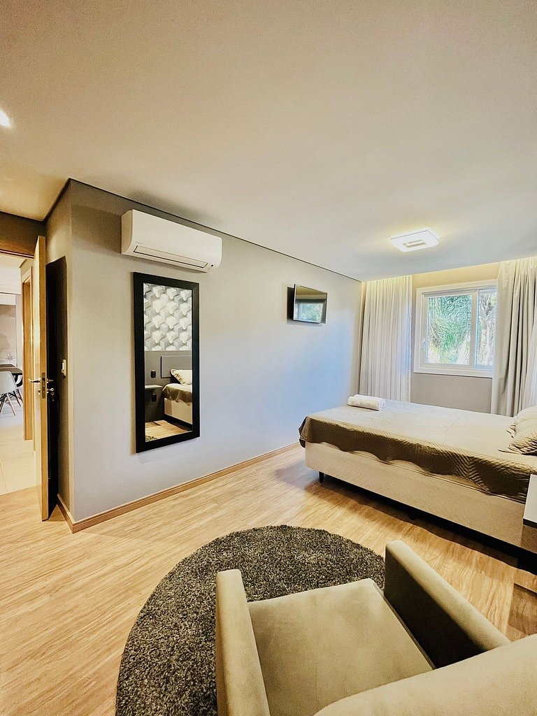 Apartamento de 2 quartos, 1 suíte, centro Gramado