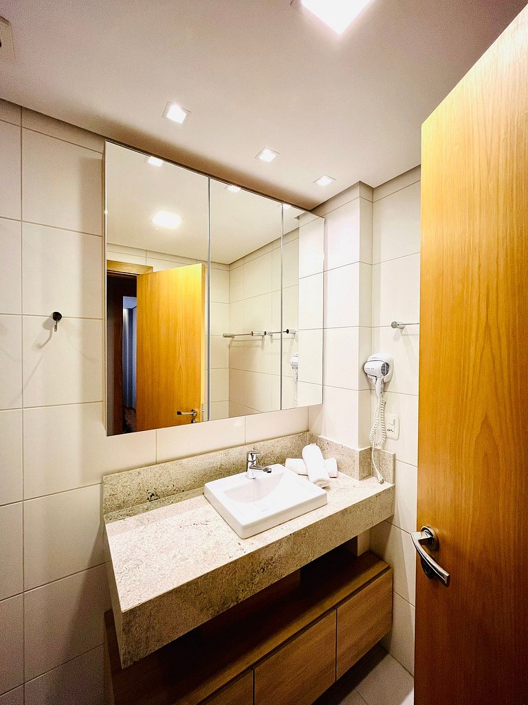Apartamento de 2 quartos, 1 suíte, centro Gramado