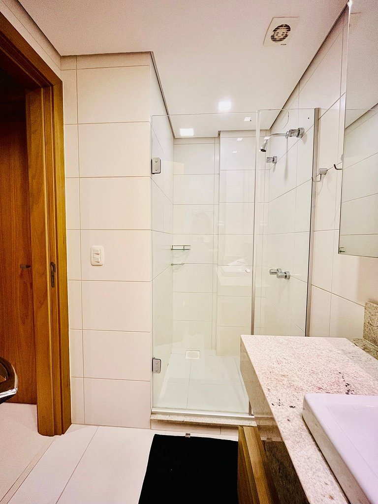 Apartamento de 2 quartos, 1 suíte, centro Gramado