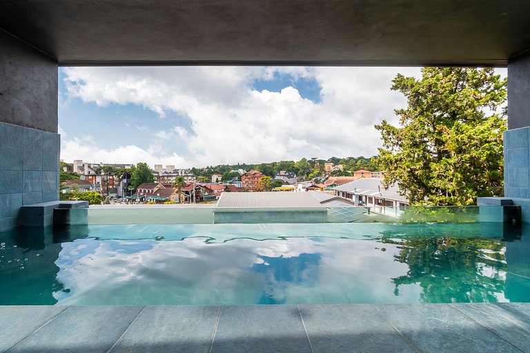 Refúgio de luxo c/piscina aquecida Centro Canela